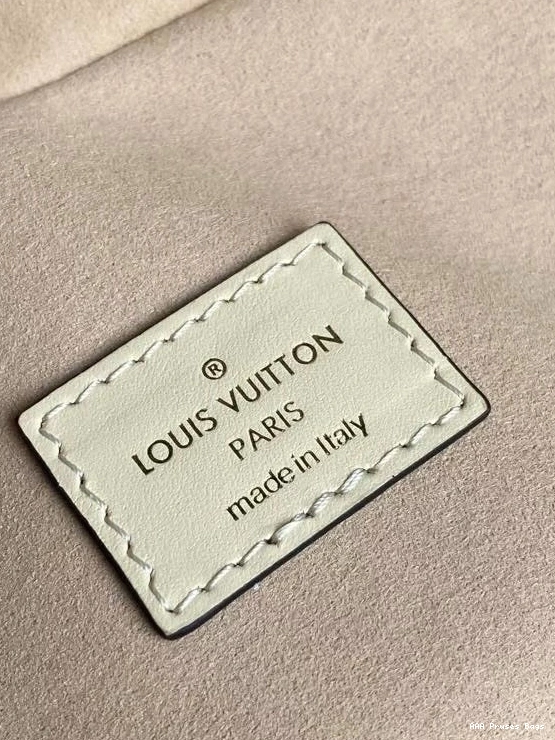 AAA Pruses Bags LOUIS VANITY VUITTON PM 0824